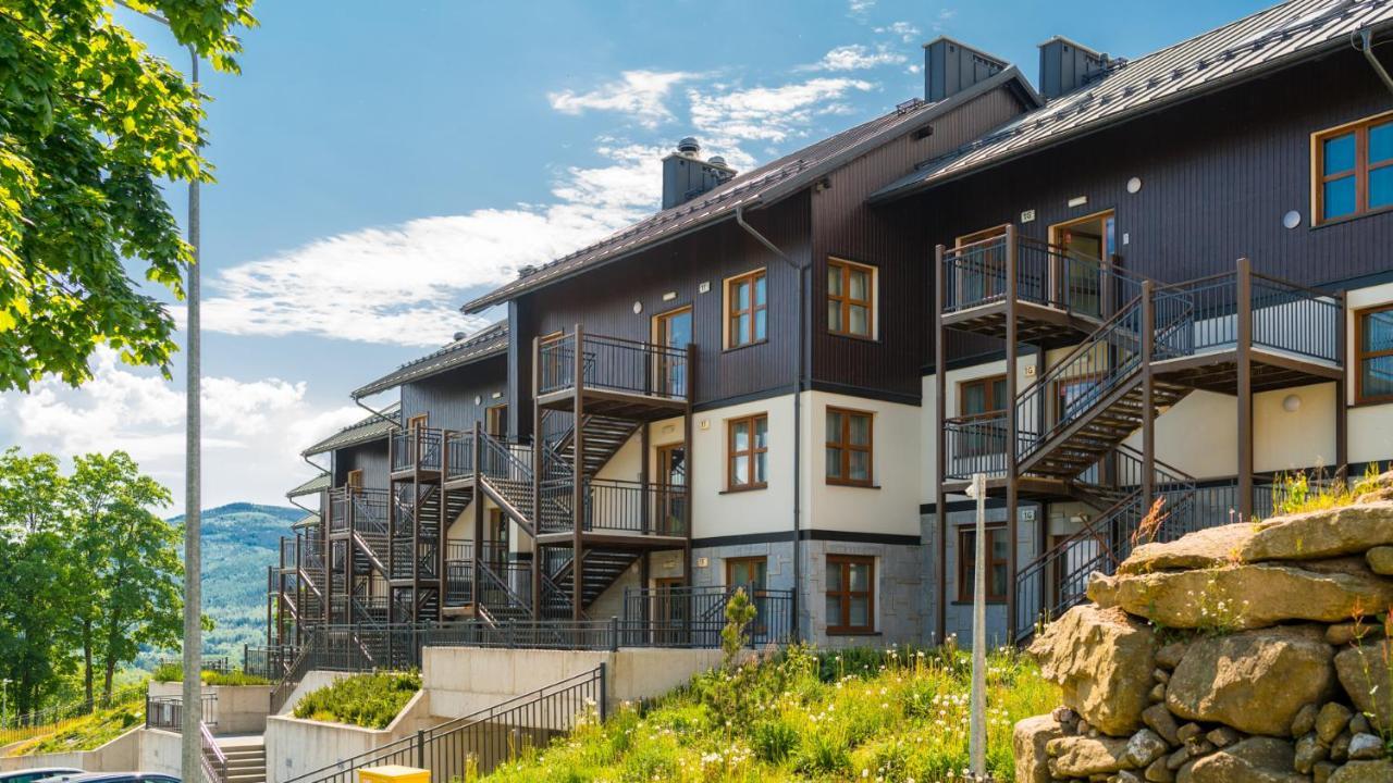 Hello Apartamenty - Wiking Przy Wyciagu Narciarskim Karpacz Eksteriør billede